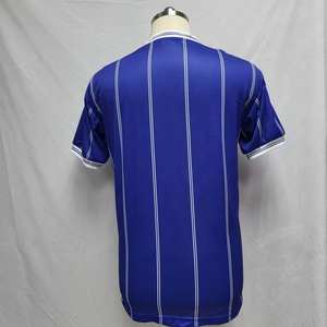 Precio de fábrica Ropa de fútbol Sublimación profesional Hombres Uniformes de fútbol para jóvenes - Product Image 4