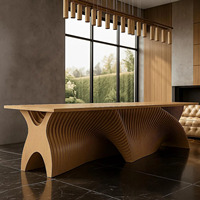 Bureau de réception en bois au design ondulé pour la maison, le restaurant, le hall d'entrée, le comptoir avant, meubles sur mesure