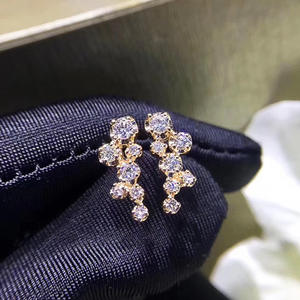 Orecchini Pendenti E1313 Placcati Oro con Cristalli a Forma di Fiore, Gioielli di Lusso da Donna per Feste, Orecchini con Strass Incastonati a Griffe - Product Image 4