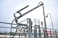 Bras de chargement supérieur d'huile pétrole brut, avec système de mise à terre électrostatique sûr et pratique, joint pivotant pour plantes à pétrole
