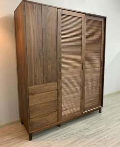 Armoire de style rétro, luxe discret, série haut de gamme, bois massif, à lames, coulissante, pliable, multi-espaces de rangement - Product Image 3