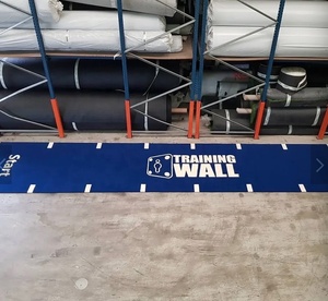 Tapis de <span class=keywords><strong>gazon</strong></span> <span class=keywords><strong>synthétique</strong></span> <span class=keywords><strong>gris</strong></span> artificiel multifonctionnel, tapis de gym, impression de logo, <span class=keywords><strong>extérieur</strong></span> et intérieur. - Product Image 4