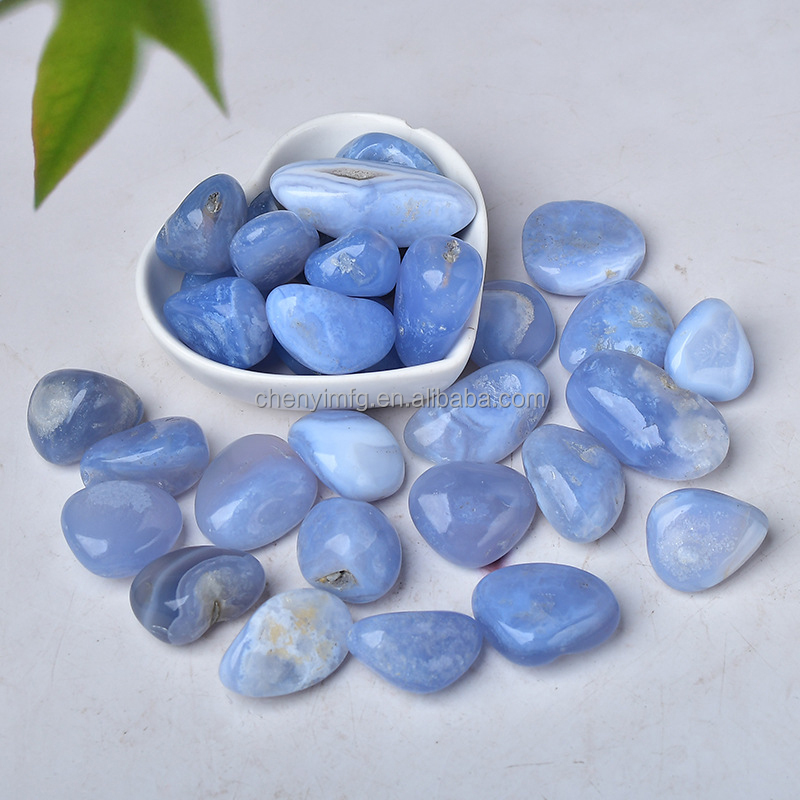 Un Agata Blu Lace Tumble 2-3 cm