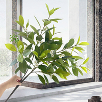 Yajia Wohnzimmer-Dekoration Graue Lilie Jasminblätter Künstliche Baumzweige Grüne Garten-Landschaftsgestaltung Blume aus Kunststoff 78cm