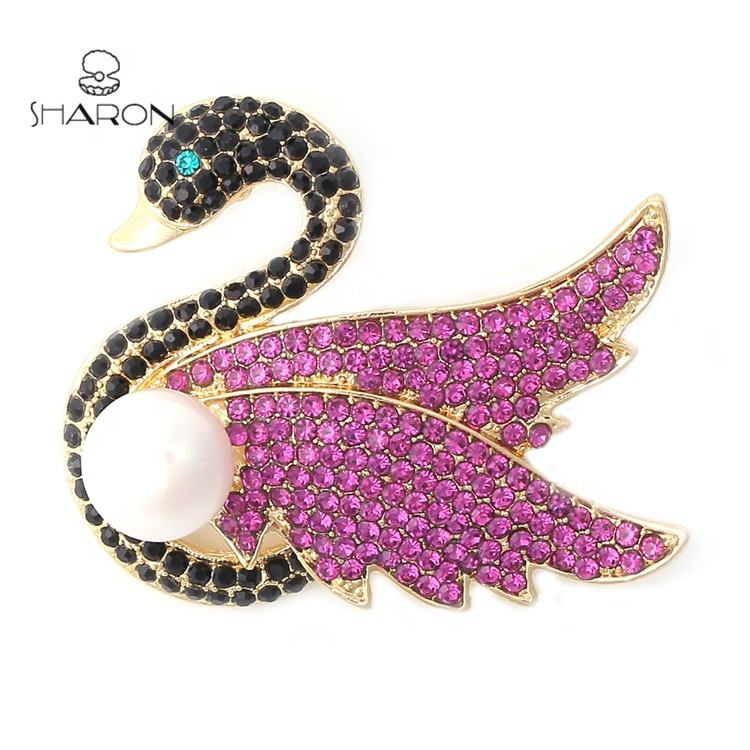 Nozze Di Perla Elegant Swan Brooch with Freshwater Pearls