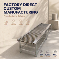 Convoyeur à rouleaux motorisé direct usine pour l'emballage des produits laitiers avec structure en acier inoxydable et disposition personnalisée