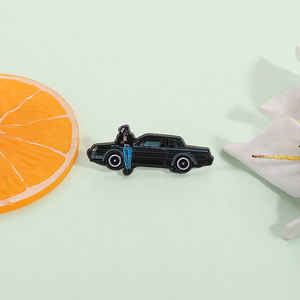 Pin esmaltado de coche clásico, broche de tema de álbum de música Retro, insignia de solapa de Metal, mochila, regalos de joyería para amigos - Product Image 2