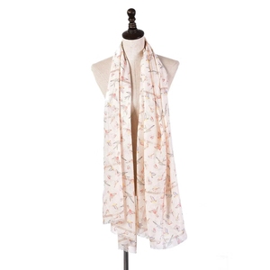 En <span class=keywords><strong>gros</strong></span> nouveau coton et lin foulards <span class=keywords><strong>snood</strong></span> personnalisé en forme de coeur imprimé voile coton écharpe - Product Image 3