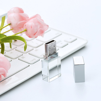USB Pen Drive kristal USB3.0 OEM, memori pernikahan 64GB 4GB 2.0 kustom Logo 3D kristal USB Flash Drive kristal 128gb