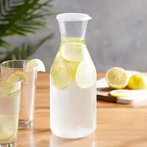 Caraffa in policarbonato da 51 once con coperchio piatto, caraffa rotonda per bevande, caraffa di vetro infrangibile per latte, contenitore per succhi di frutta