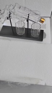 Fabricant en gros de carafes à liqueur en verre faites à la main en forme de revolver, de pistolet, de whisky, de tequila et de vodka - Product Image 5