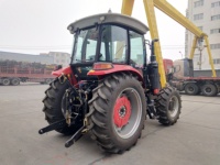 Tracteur agricole 4x4 80HP 90HP 100HP avec cabine et attelage 3 points