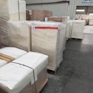 กระดาษรองอาหารและถาดอาหาร วัตถุดิบแผ่นกระดาษ 150-320 แกรม ผลิตจากเยื่อไม้บริสุทธิ์ เคลือบ PE สองด้าน ขนาดตามสั่ง รับผลิตแบบ OEM ODM - Product Image 3