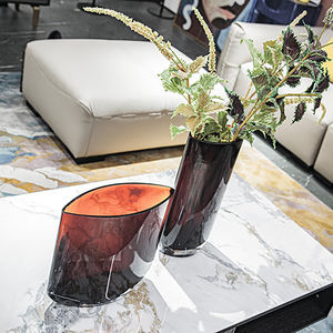 Decoración para el Hogar, Obra de Arte Grande para Mesa, Color Rojo Vino, Florero de Vidrio Acanalado Estilo Terrario - Product Image 2