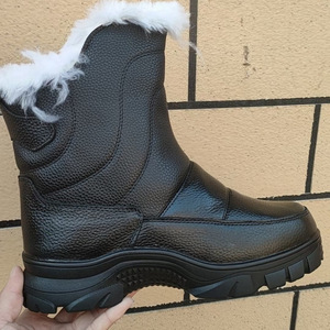 Bottes de neige unisexes imperméables antidérapantes doublées de fourrure en cuir patchwork à talon bas chaudes pour l'hiver - Product Image 1