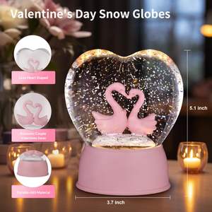 Vente directe d'usine décoration de cygne sculptée à la main 5 chansons peuvent être jouées régulièrement boîte à musique en verre avec veilleuse LED - Product Image 4