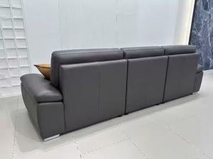 Sofá Seccional de Cuero Marrón Moderno, Asiento Profundo, Reclinable, Tapizado, de 3 Plazas, para Cine en Casa de Alta Gama - Product Image 2