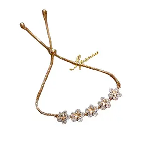 2024 Free samples Elegant Inlaid Rhinestone Korean Bracelets Gold Color Flower Charm Bracelet