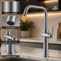Robinet de cuisine moderne monocommande en acier inoxydable brossé avec douchette extractible, col de cygne haute portée, à poser sur plan
