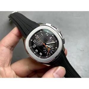 Nouvelle montre à quartz pour homme, design de luxe, étanche, chronographe, bracelet en caoutchouc, livraison directe - Product Image 5