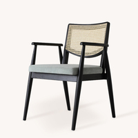 Chaise de restaurant italienne en bois de luxe Chaise de salle à manger rembourrée en bois nordique