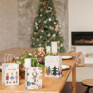 Bolsas de Regalo Navideñas Boho con Asas, Elegantes Bolsas de Papel Rosa Pastel, Bolsas de Regalo con Estilo para Envolver Regalos Navideños, Perfectas para Fiestas de Navidad - Product Image 4