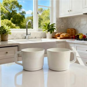 Tazas de Plástico de Alta Calidad con Asa, Logotipos Personalizados, Aislamiento Térmico, Aptas para Lavavajillas, Compatibles con Agua Hirviendo, Diseño Clásico - Product Image 3