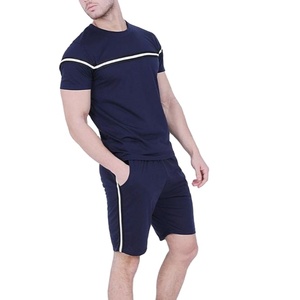 ขายส่งคมชัดเสื้อยืดและกางเกงขาสั้นคู่ชุดที่กำหนดเองผู้ชายบางพอดีชุดฤดูร้อนที่มีโลโก้ที่กำหนดเอง - Product Image 1