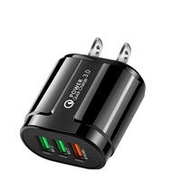 Chargeur rapide 3.0 18W avec 3 ports USB et prise double tension US/EU et entrée universelle pour téléphones mobiles
