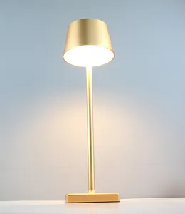 مصباح طاولة LED قابل لإعادة الشحن من زافيرانو بولينا, مصباح طاولة LED قابل لإعادة الشحن بتصميم حديث مناسب للمطاعم ، لامباراس