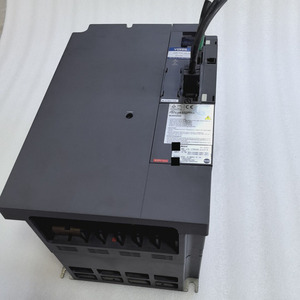 Variador de Frecuencia MR-J3-22KA4-LC078 de 15KW y 400V para Máquina - Product Image 3