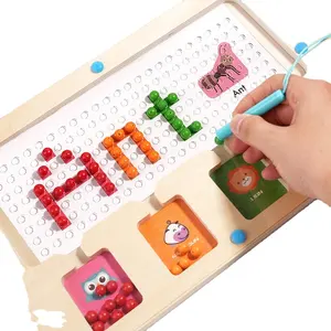 Kinder-Puzzle-Spielzeug mit magnetischen Zahlen, Buchstaben und Perlen