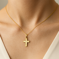 Colgante Religioso de Cruz Cristiana Hecho a Mano en Oro de 14K, Pequeño, Texturizado, Granulado, Amarillo, Unisex, para Mujeres, Hombres y Niñas, para Uso Diario