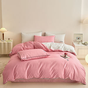 Juego de Sábanas de Cuatro Piezas de Algodón a Rayas, Estilo Moderno y Minimalista, Incluye <span class=keywords><strong>Fundas</strong></span> de Almohada y Funda Nórdica - Product Image 2