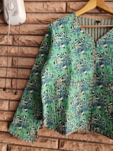 100% Hand Patchwork Cotton Quilted Full Sleeve Floral Pattern Belt Closure Soft Quick Dry Casual Coat for Women Winter Wear - Product Image 4