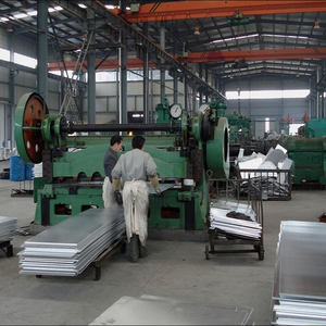 Plat Lembaran Baja Tahan Karat Premium dengan Kekuatan Tarik Tinggi untuk Aplikasi Struktural dan Teknik - Product Image 4