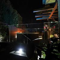 Rampe de balcon en verre avec éclairage LED sans cadre DB, verre coloré, balustrade, rampe d'escalier en verre avec certification SGCC pour l'Amérique
