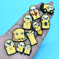 Breloques de sabot en PVC mignonnes de dessin animé, décorations souples personnalisées en PVC et EVA pour chaussures de plage, fruits et légumes