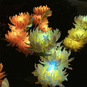 Lámpara Solar de crisantemo <span class=keywords><strong>salvaje</strong></span>, luz LED de flor, Estaca de césped para exteriores, impermeable, decoración de <span class=keywords><strong>camino</strong></span> de jardín y hogar, 2 uds. - Product Image 1