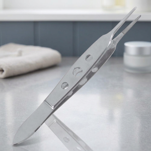 คีมผ่าตัด 6flowers Surgical Bishop Forceps ทำจากเหล็กกล้าไร้สนิม สำหรับการผ่าตัด ระดับ Class I ได้รับการรับรองมาตรฐาน CE ISO 2015 รุ่น F5-081G รับประกัน 1 ปี - Product Image 3