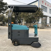 Machine de nettoyage multifonctionnelle à jet d'eau haute pression pour la poussière, les surfaces routières et les collectivités résidentielles