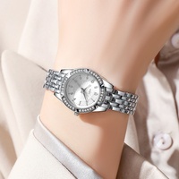 Jam Tangan Wanita Berhias Berlian Dial Kecil - Grosir Gaya Minimalis Fashion Terbaru Lintas Batas Warna Biru Es Menawan dari Bahan Alloy