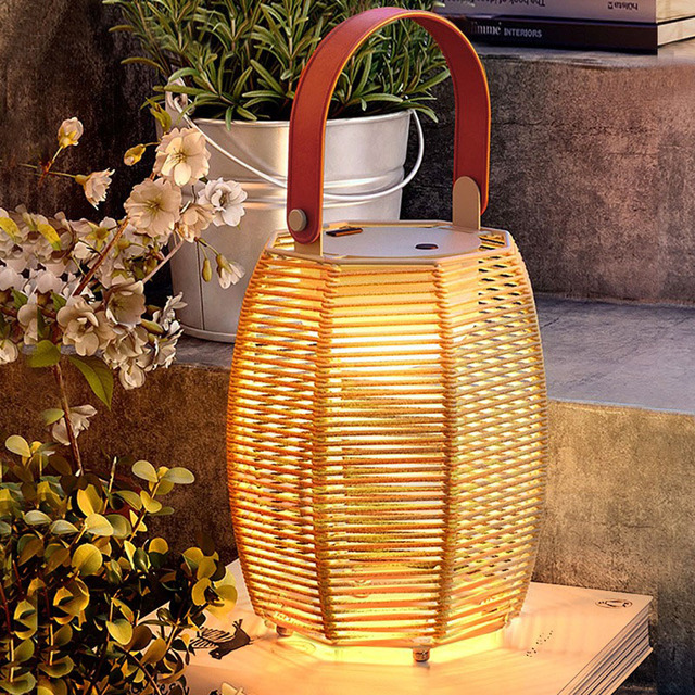 Modern Solar LED Outdoor Table Lamps Luxury Stainless Steel Body Courtyard Garden Lights Wholesale for Home Decor Lawn Lights