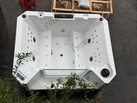 Jacuzzi, piscine de nage, spa et bain à remous pour 4 personnes, baignoires à remous de luxe, bain à remous privé, bains à remous extérieurs, sauna, bains à remous.