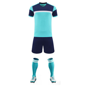 Maillot de football personnalisé à manches courtes en polyester respirant pour adulte, séchage rapide, idéal pour l'été – Nouvelle collection en promotion - Product Image 1