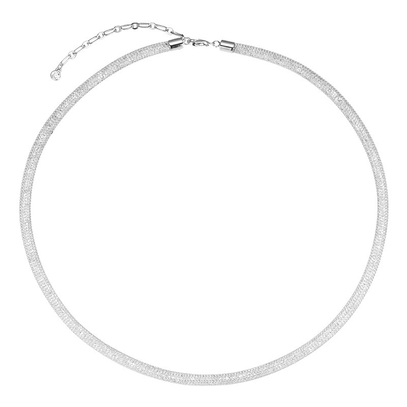 collier blanc