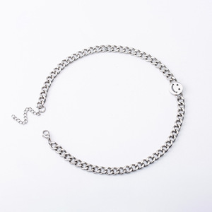 Yunnique-collar de acero inoxidable con cara sonriente de dibujos animados para hombres y mujeres, colgante de moda de estilo minimalista, joyería de cadena corta - Product Image 5
