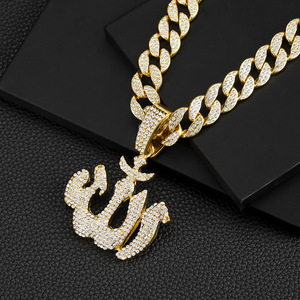 Gargantilla personalizada NL2214 para hombre con colgante de símbolo de Alá con diamantes de imitación completos Collar de cadena de eslabones cubanos con diseño de nicho de estilo hip-hop - Product Image 6