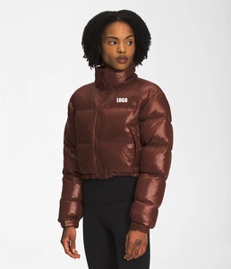 Piumino <span class=keywords><strong>Corto</strong></span> da <span class=keywords><strong>Donna</strong></span> Nero in Nylon Nuova Moda Inverno 2024 con Logo Personalizzato - Product Image 5