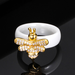 Bague en céramique abeille 6MM micro-pavée de zircon, design insecte, bijou fantaisie, cadeau - Product Image 3